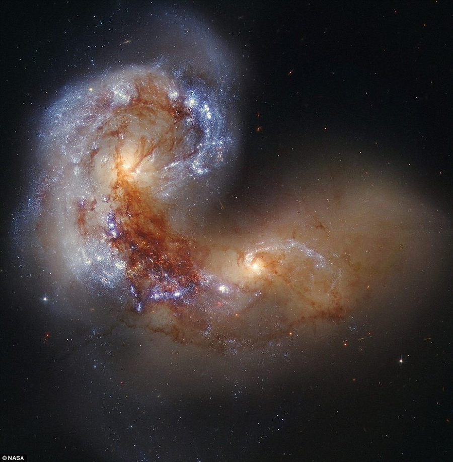 Photos de galaxies réalisées par le télescope Hubble (15)