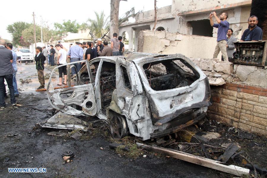 Deux blessés dans un attentat à la voiture piégée contre l'ambassade de France à Tripoli (2)