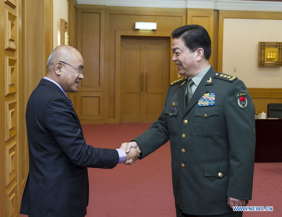 Le ministre chinois de la Défense rencontre un haut officier militaire philippin