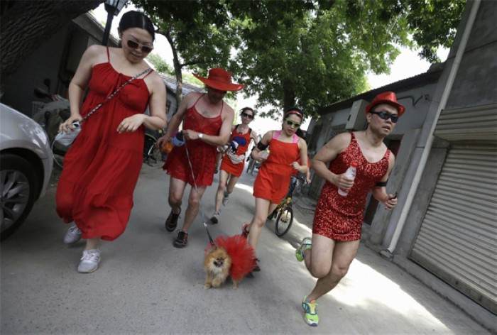 Un clin d'oeil de la Run Red Dress pour la Fête des Mères (6)