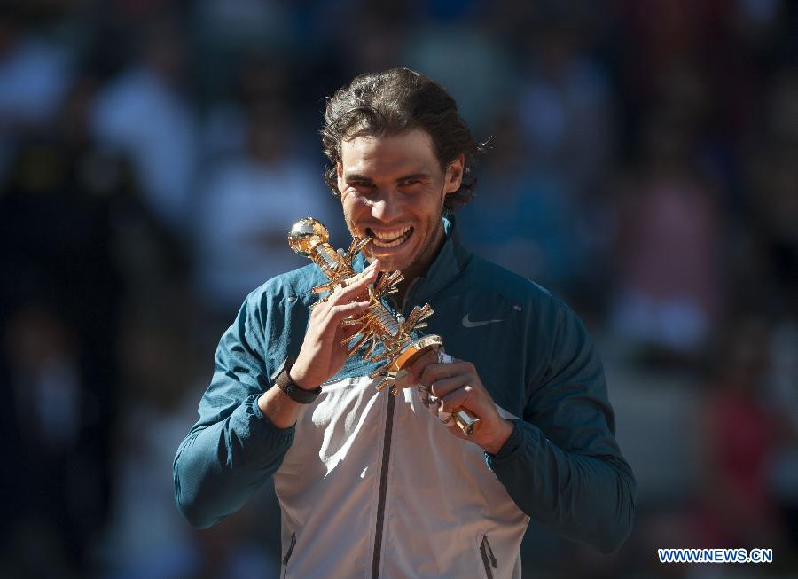 L'Espagnol Rafael Nadal a remporté sa 5e victoire depuis son retour de blessure en battant en deux sets (6-2, 6-4) le Suisse Stanislas Wawrinka, dimanche 13 mai en finale du Masters 1000 de Madrid.