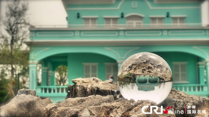 Une boule de cristal pour découvrir la Foire internationale du jardinage de Beijing (4)
