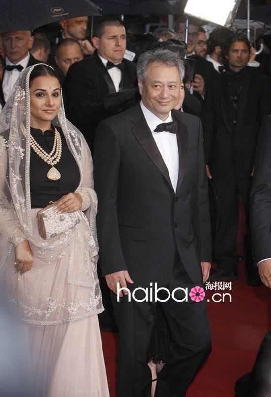 Le réalisateur Ang Lee sur le tapis rouge de la cérémonie d'ouverture du 66e Festival de Cannes