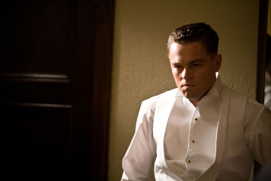 Sous la direction de Clint Eastwood, Leonardo DiCaprio incarne dans le film J. Edgar (2011) l'une des figures les plus puissantes, les plus énigmatiques du XXe siècle : J. Edgar Hoover, le fondateur du FBI.