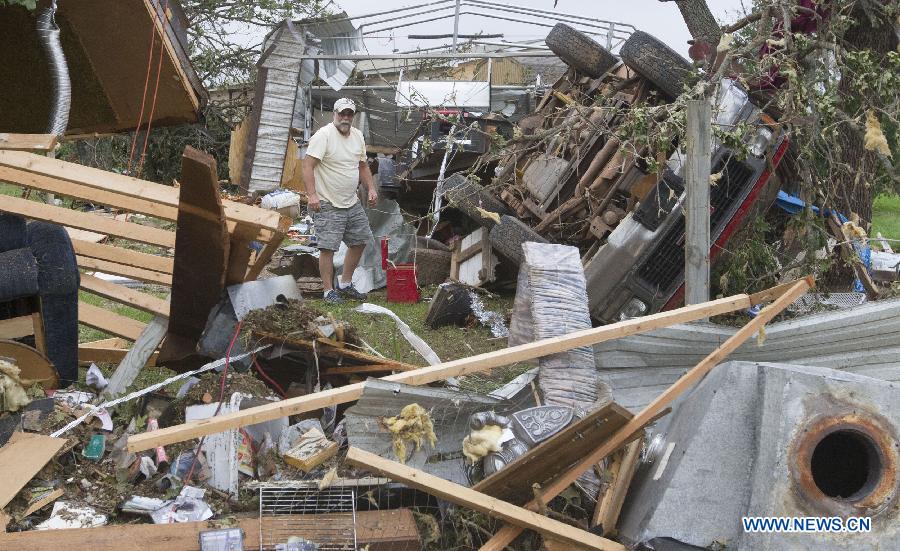 Etats-Unis: 10 morts confirmés dans la tornade qui a frappé la ville d'Oklahoma  (10)
