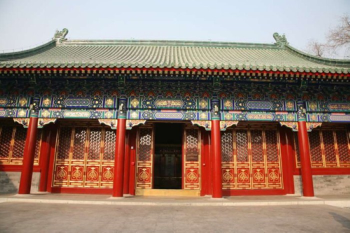 1 La résidence du Prince Gong.Adresse : N°17, rue Qianhai Xijie, quartier Shichahai, district Xicheng
