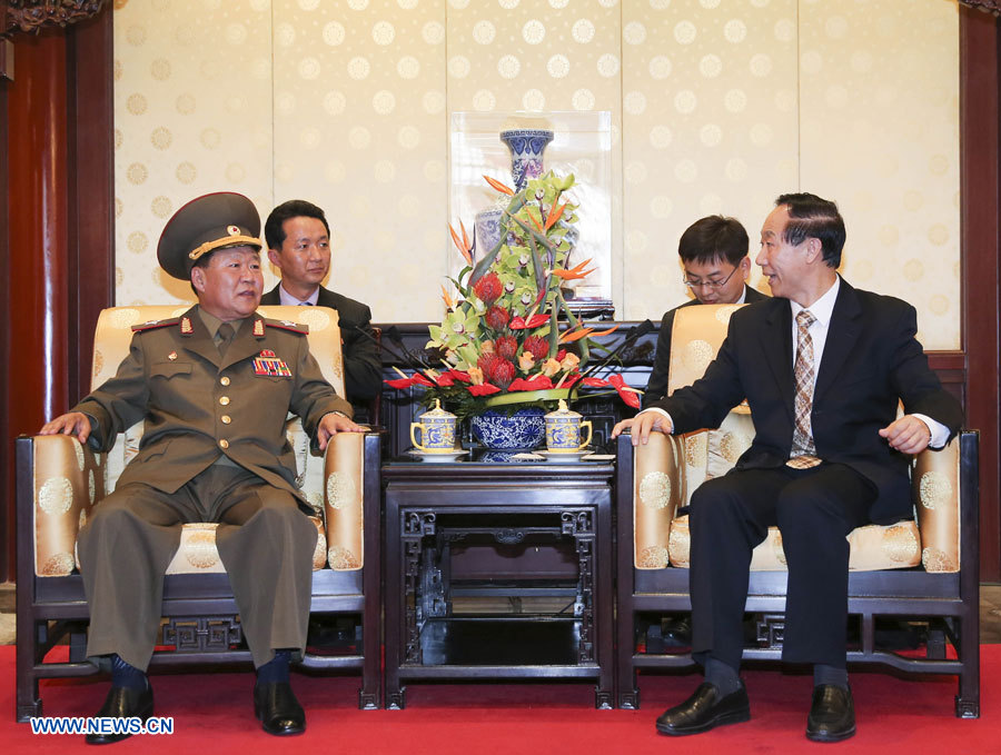 Rencontre entre un haut responsable du PCC et l'envoyé spécial de Kim Jong-un