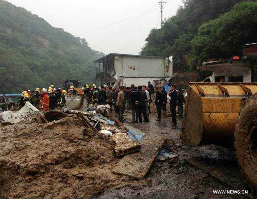 Chine: sept morts dans un glissement de terrain au Shaanxi