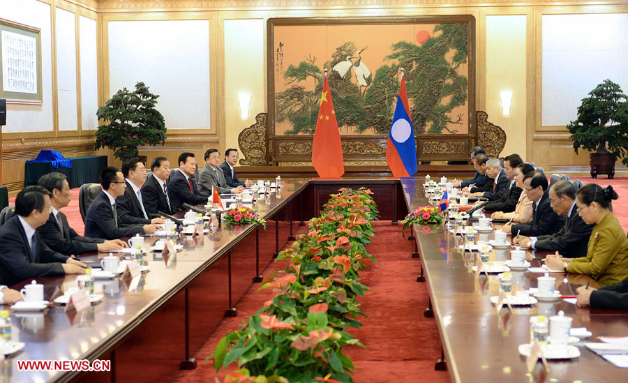 Zhang Dejiang s'entretient avec la présidente de l'Assemblée nationale du Laos (2)