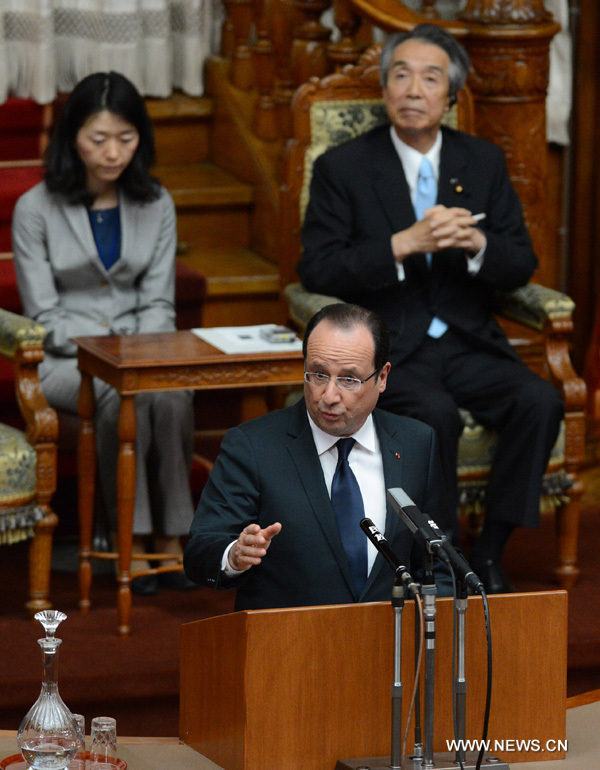 Le Japon et la France s'engagent à renforcer leurs liens politiques et économiques