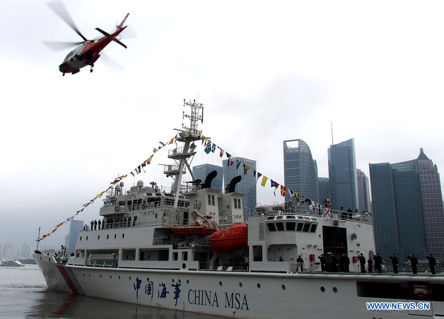 Départ d'un navire de patrouille chinois pour des visites d'amitié 