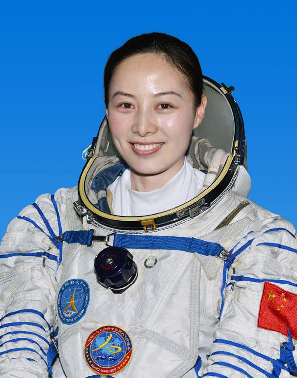 Profil de la femme astronaute chinoise Wang Yaping 
