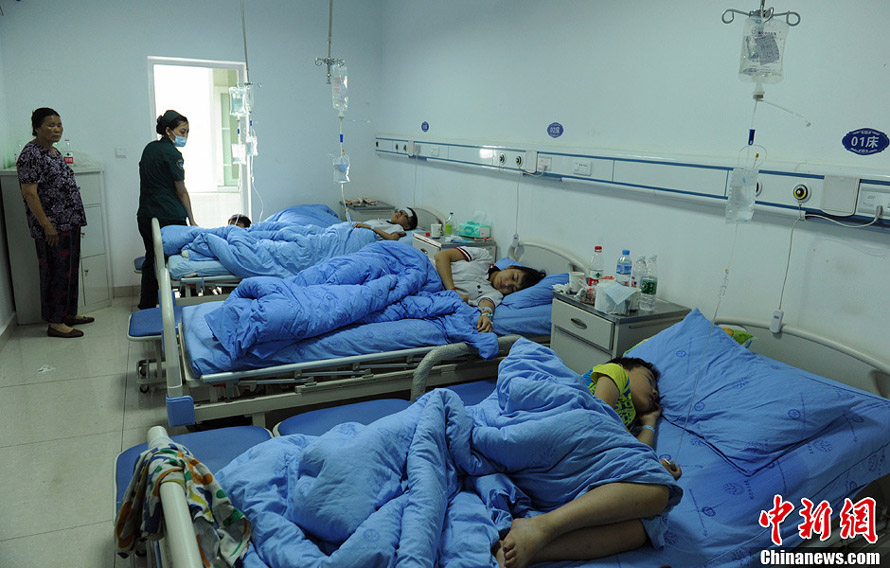 Hospitalisation de 386 élèves au Sichuan, la diarrhée infectieuse confirmée  (3)