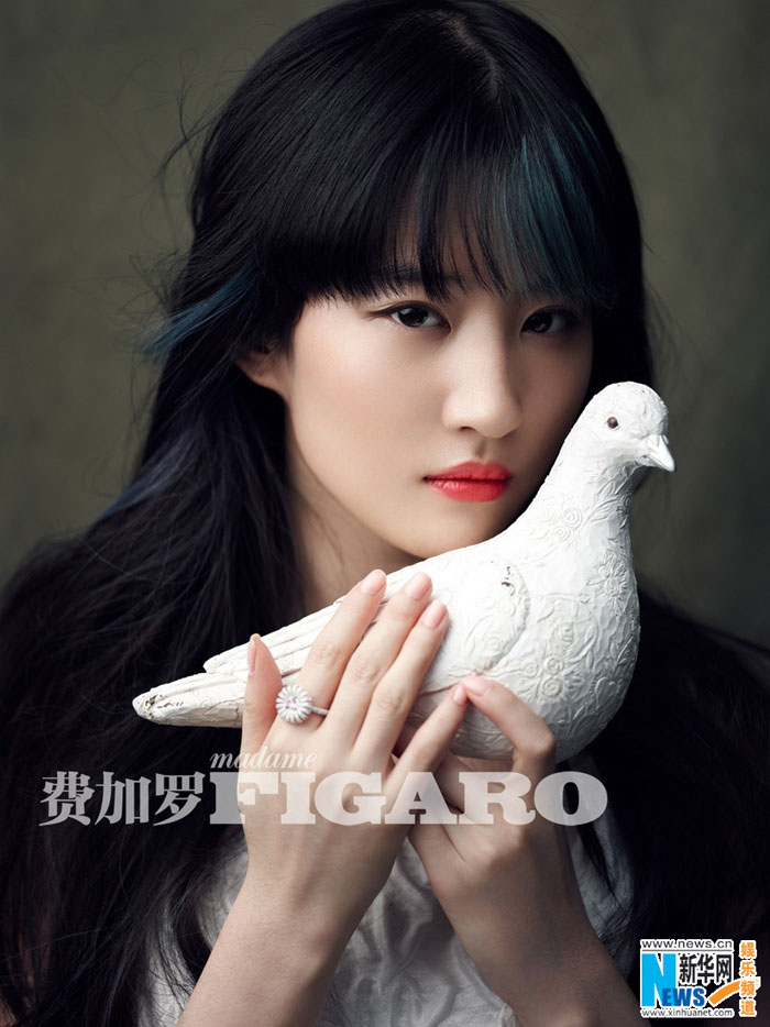 L'actrice Liu Yifei pose pour un magazine 