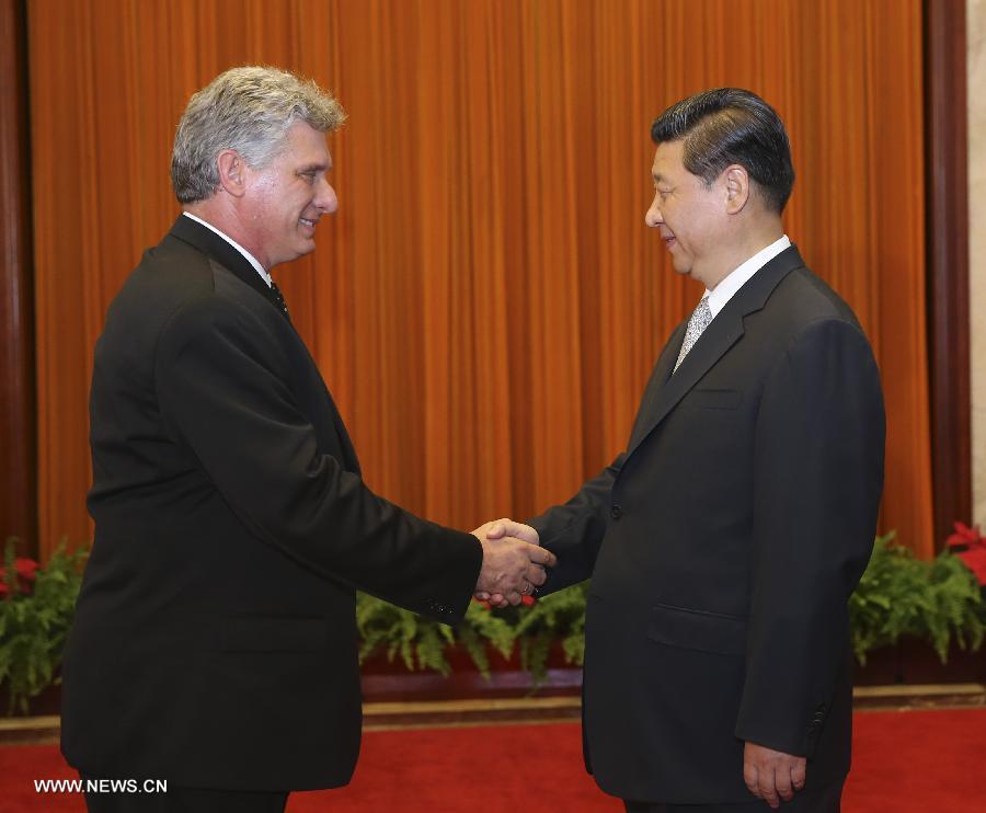 Xi Jinping rencontre le premier vice-président du Conseil d'Etat et du Conseil des ministres de Cuba