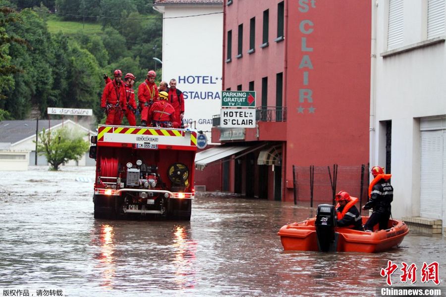 Les inondations frappent le sud-ouest de la France (3)