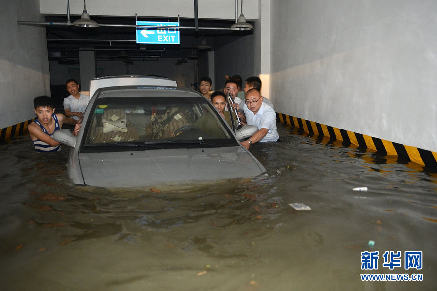 Inondations : Chengdu sous les eaux (12)