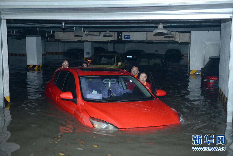 Inondations : Chengdu sous les eaux (10)