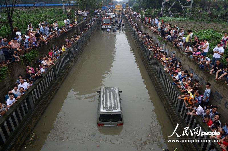 Inondations : Chengdu sous les eaux