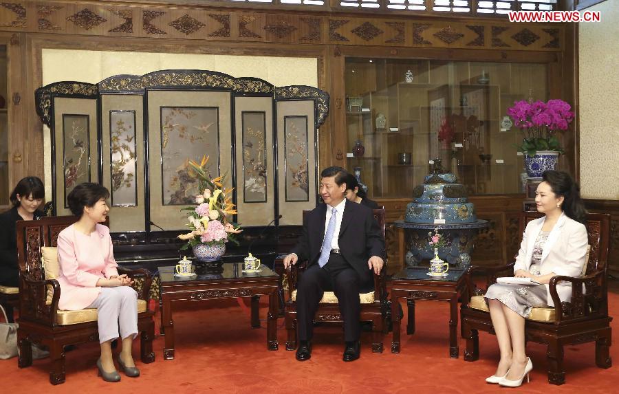 Xi Jinping et Park Geun-hye poursuivent leur discussion sur des questions majeures