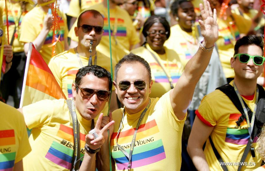 EN IMAGES: La Gay Pride rassemble un grand nombre de personnes à Londres
