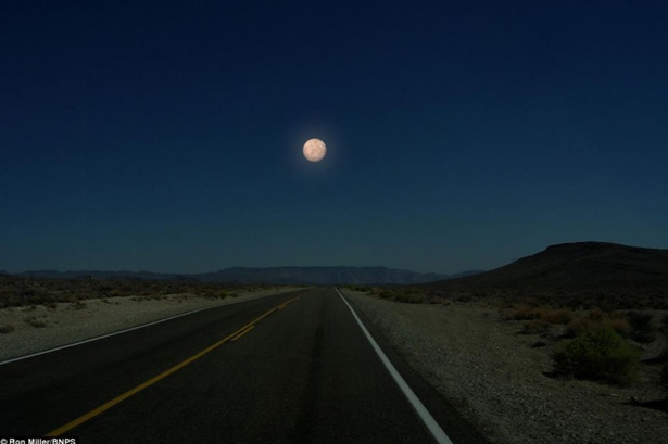 Et si la Lune était remplacée par d'autres planètes ? (6)