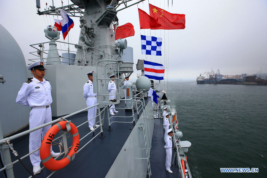 Des navires de guerre chinois en Russie pour des manoeuvres militaires 