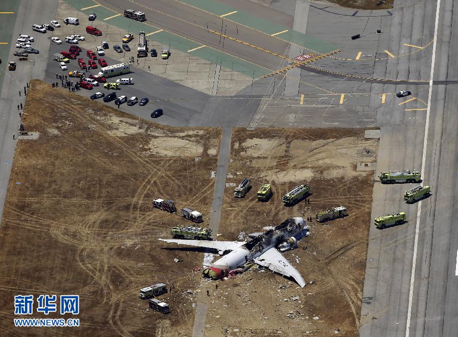 La majorité des élèves chinois à bord de l'avion qui s'est écrasé à San Francisco sont sains et saufs (2)