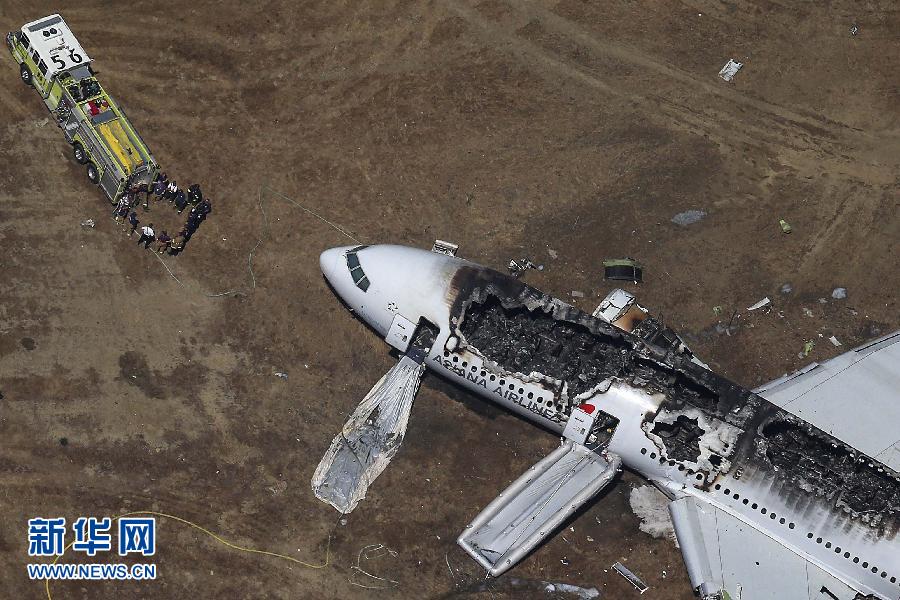 La majorité des élèves chinois à bord de l'avion qui s'est écrasé à San Francisco sont sains et saufs (10)