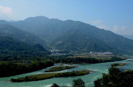 Mont Qingcheng et système d'irrigation de Dujiangyan (2000)