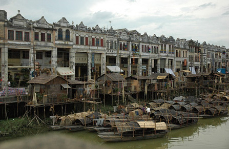 Diaolou et villages de Kaiping (2007)