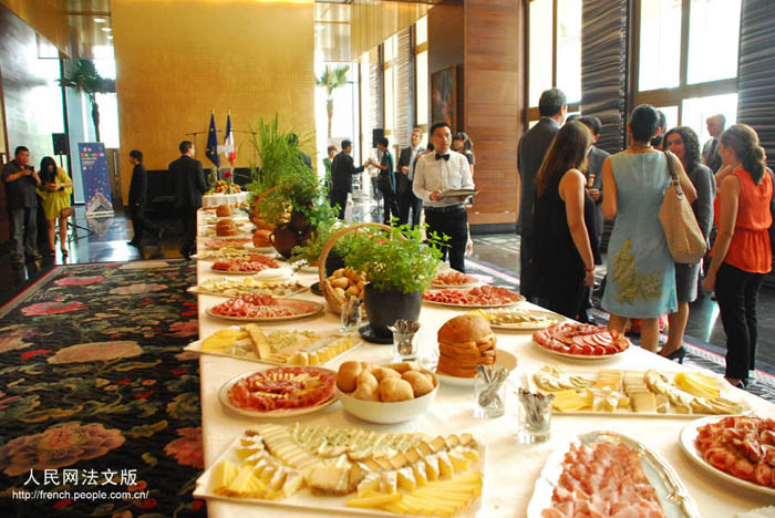 Célébration de la Fête nationale française à l'ambassade de France à Beijing (3)