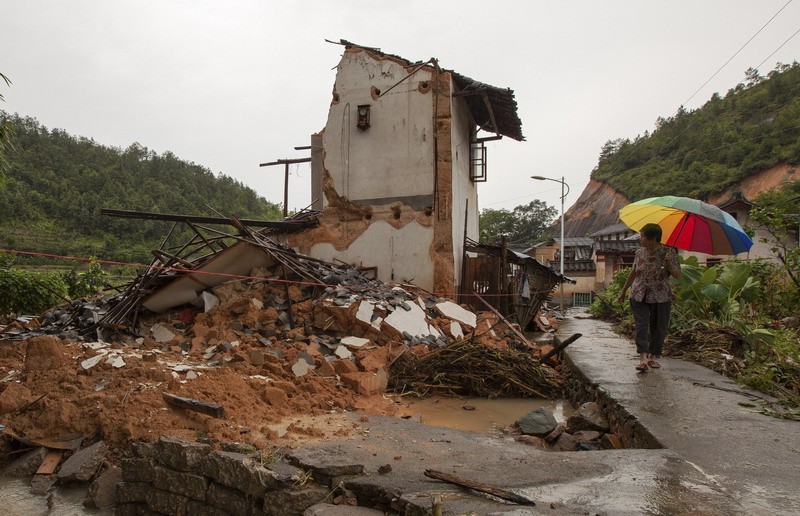 Chine : le typhon Soulik fait trois morts au Guangdong