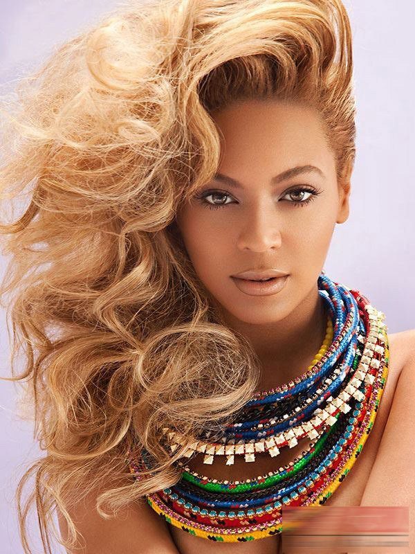 Beyoncé pose nue pour le magazine Flaunt (5)