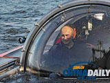 Vladimir Poutine inspecte une épave en Mer Baltique 