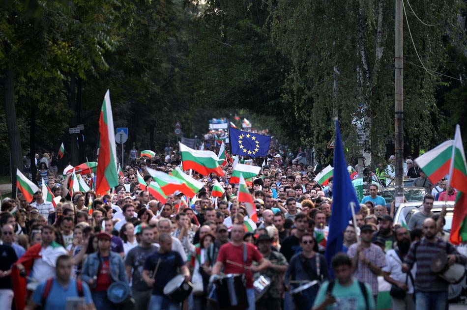 Des manifestants bulgares reproduisent un tableau de Delacroix (3)