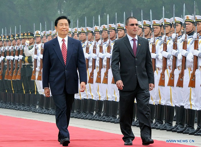 Le vice-président chinois rencontre son homologue vénézuélien