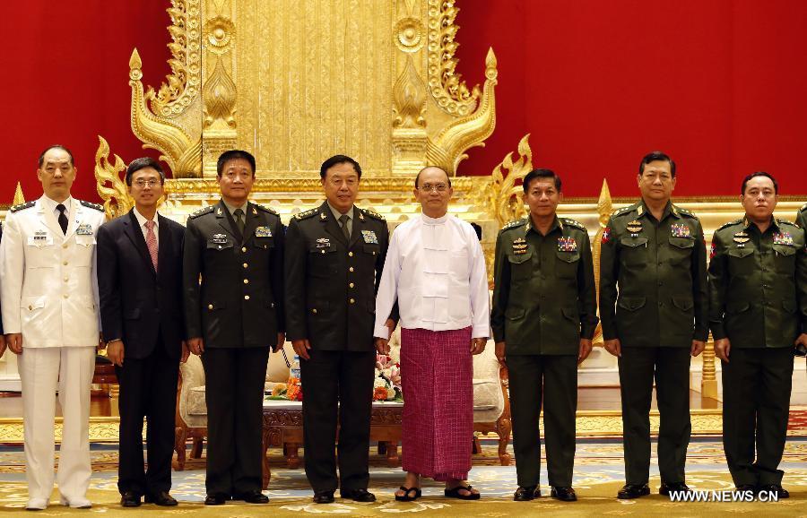 Le leader du Myanmar promet de renforcer les relations avec la Chine (2)