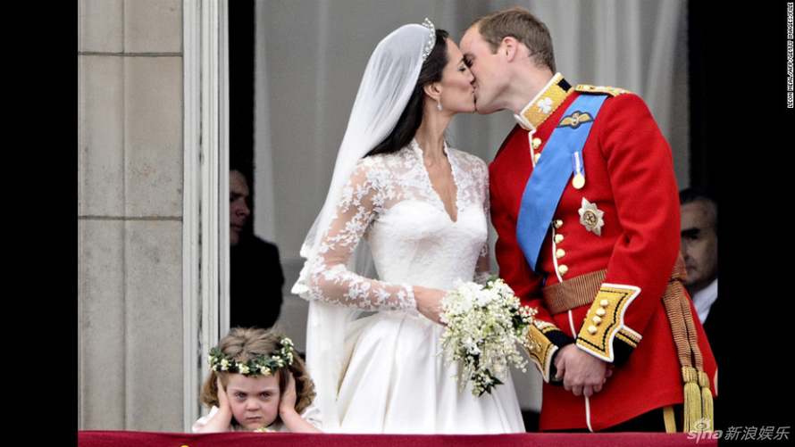 Le 29 avril 2011, William épouse Kate Middleton.