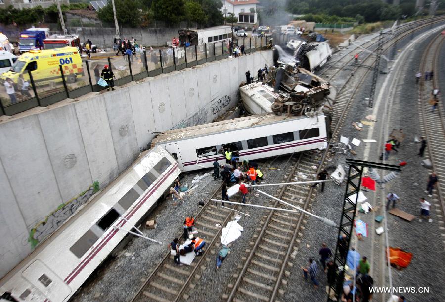 Au moins 56 morts dans le déraillement d'un train au nord ouest de l'Espagne (2)