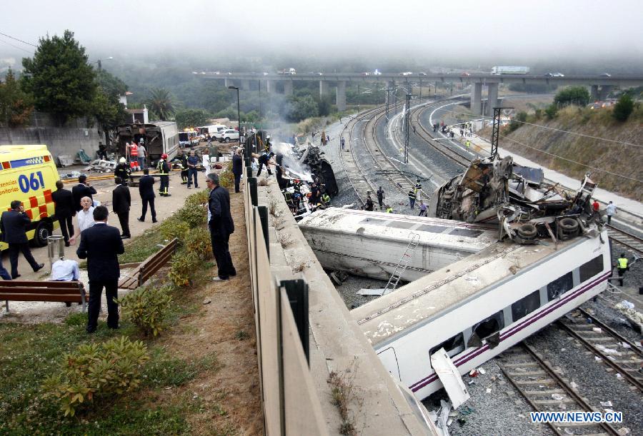 Le bilan du déraillement de train en Espagne s'élève à 78 morts  (4)