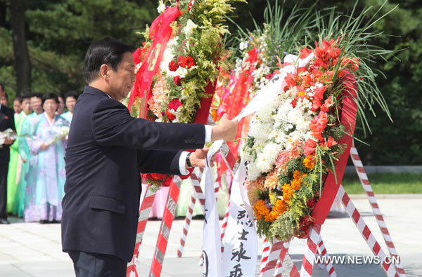 Le vice-président chinois commémore les combattants des Volontaires du peuple chinois tombés en RPDC