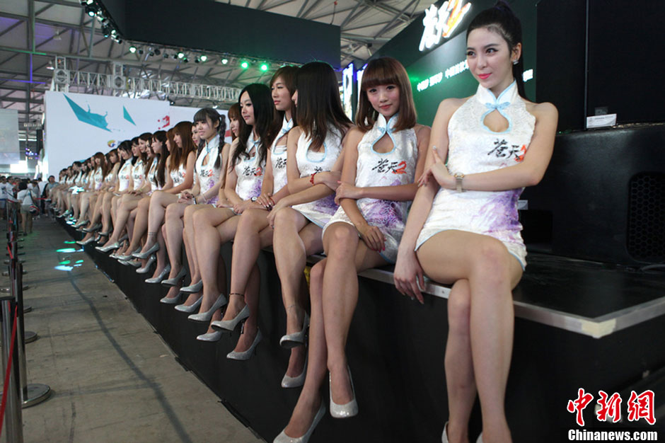 Shanghai : les hôtesses sexy du salon ChinaJoy 2013 (15)