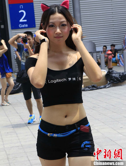 Shanghai : les hôtesses sexy du salon ChinaJoy 2013 (11)