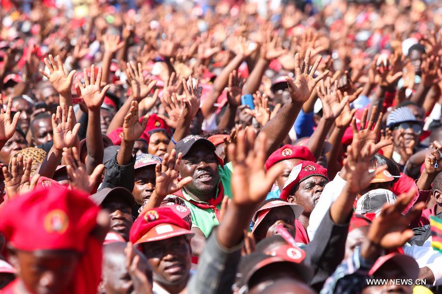 Zimbabwe: Tsvangirai termine sa campagne présidentielle en appelant Mugabe à se retirer (4)