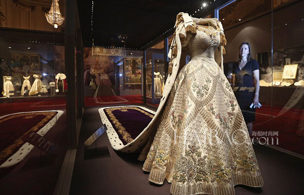 Une exposition sur le couronnement d'Elizabeth II