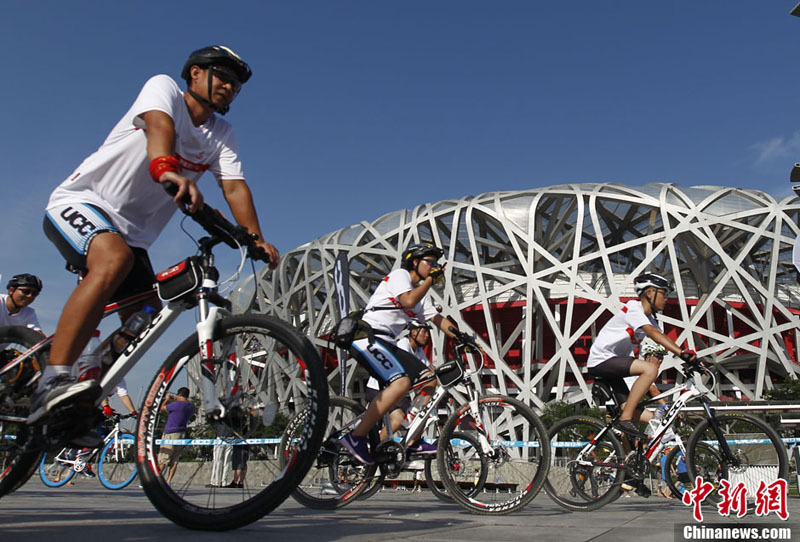 Beijing fête le 5e anniversaire des JO sur deux roues