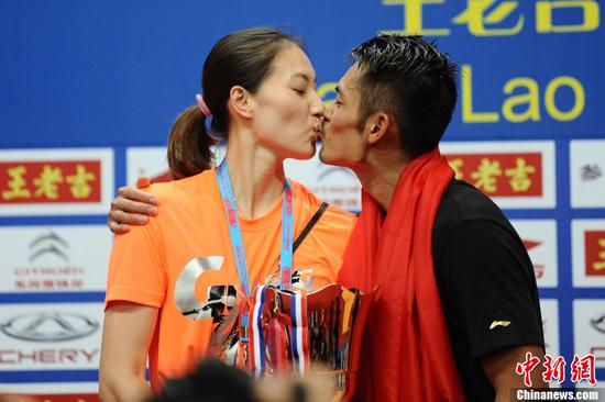 Badminton : Lin Dan sacré pour la 5e fois (3)