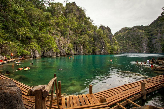 Lac Cayangan, aux Philippines