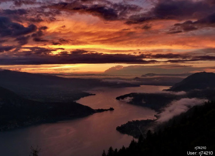 Le lac d'Annecy, France